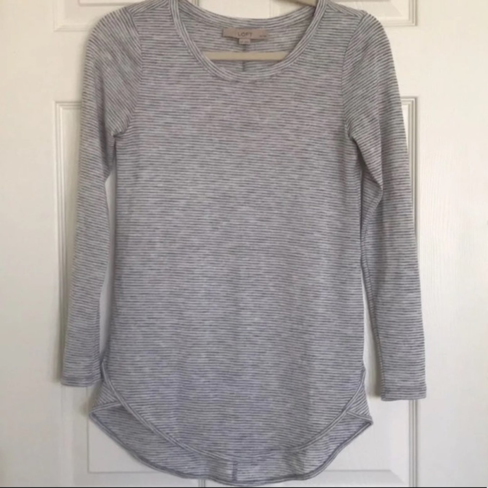 Grey loft top xxs petite